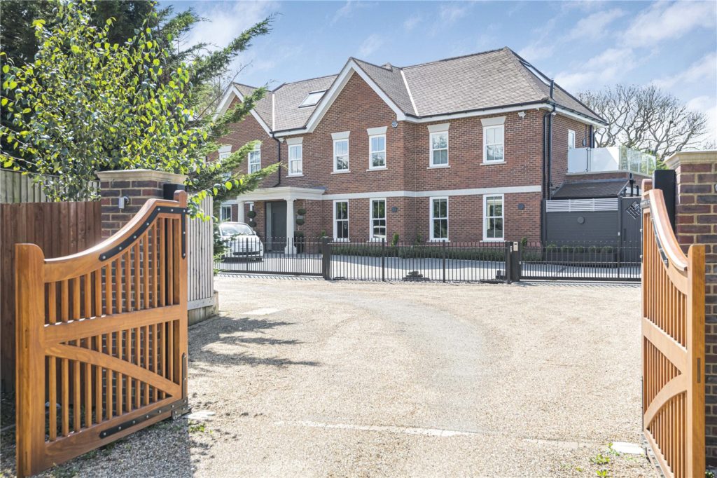 Arkley Drive, Arkley