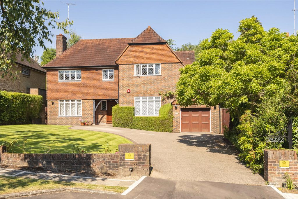 Northcliffe Drive, Totteridge