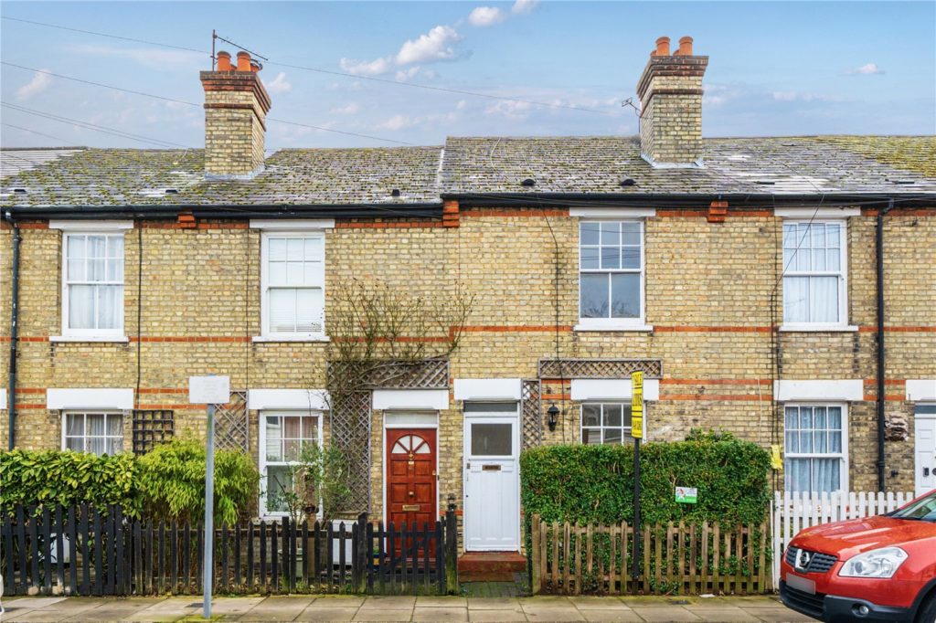 Alston Road, Barnet